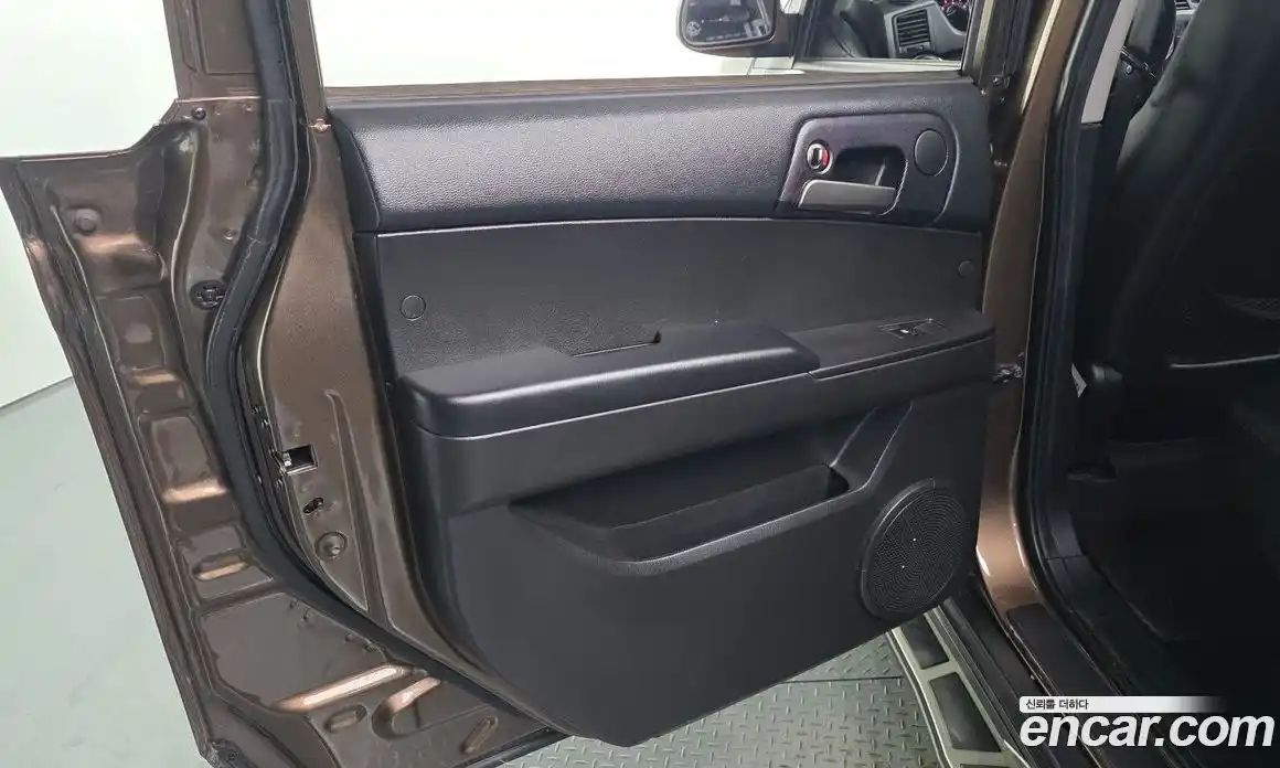 SsangYong Korando 2015 2.0 гидро в Москве № 1539642, фото 15