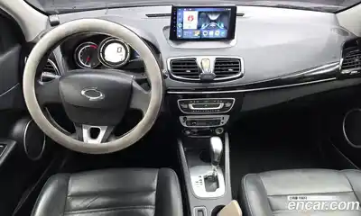 Renault SM3 2015 1.6 гидро в Москве № 1543399, миниатюра 10