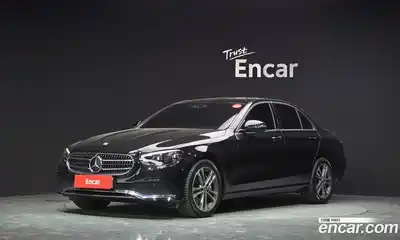 Mercedes-Benz E-Class, 2022