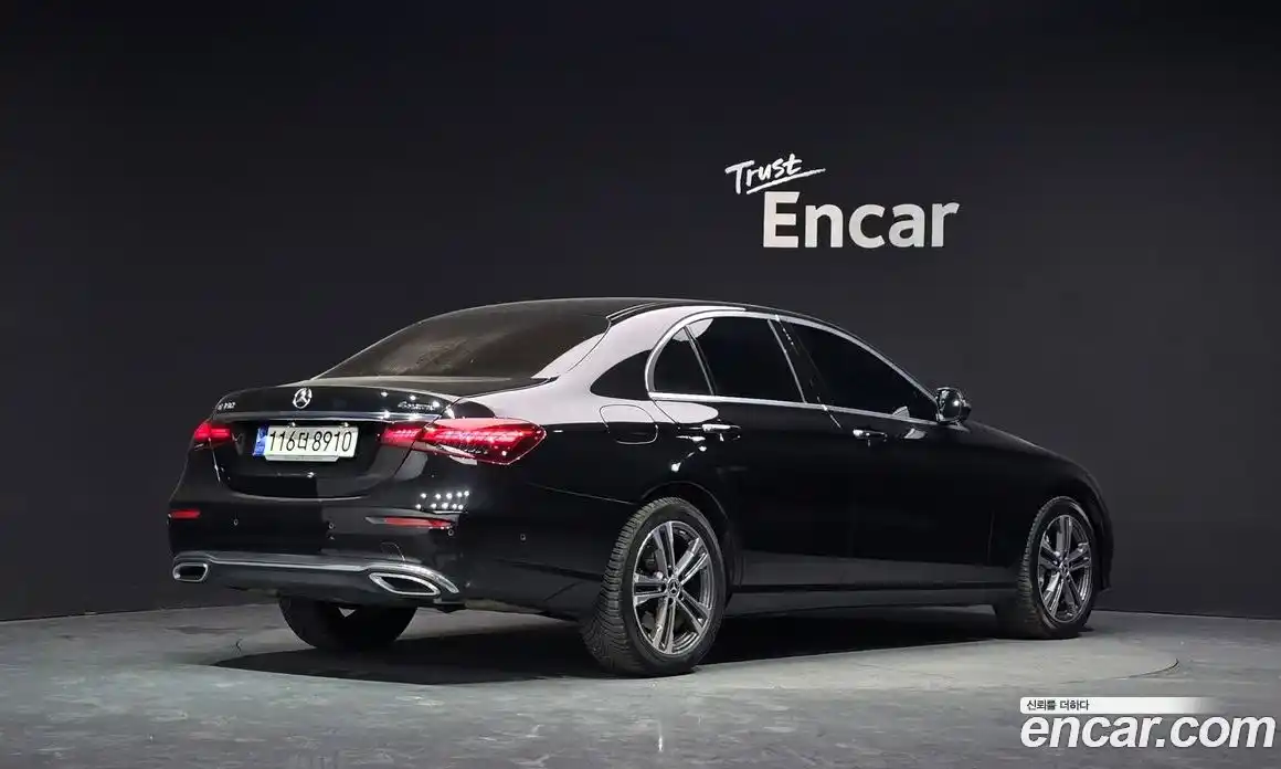 Mercedes-Benz E-Class 2022 2.0 гидро в Москве № 1545521, фото 2