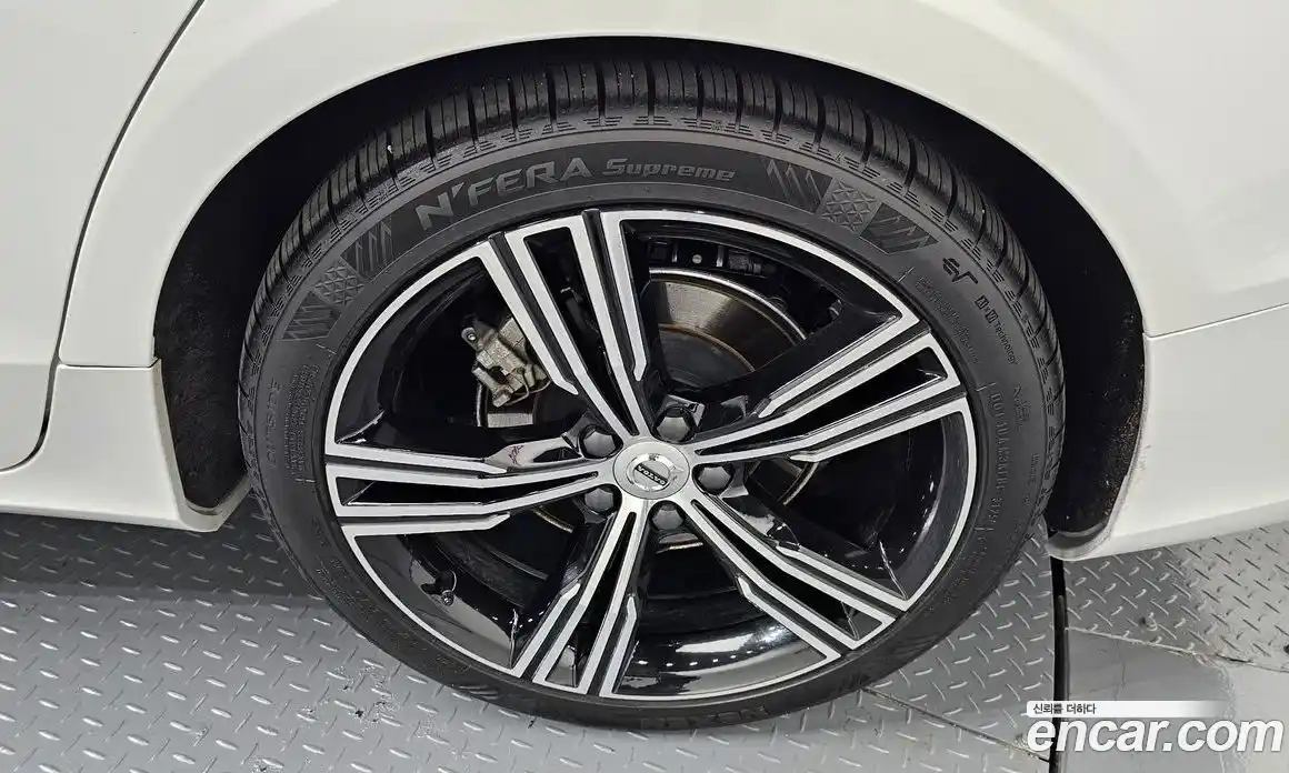 Volvo S60 2019 2.0 гидро в Москве № 1546804, фото 7
