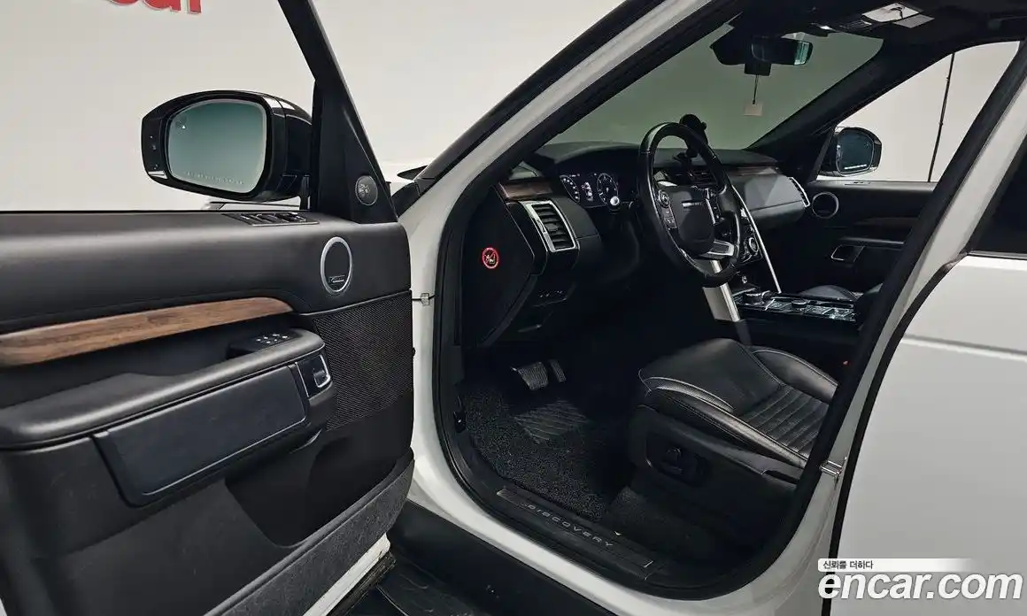 Land Rover Discovery 2018 3.0 гидро в Москве № 1547584, фото 12