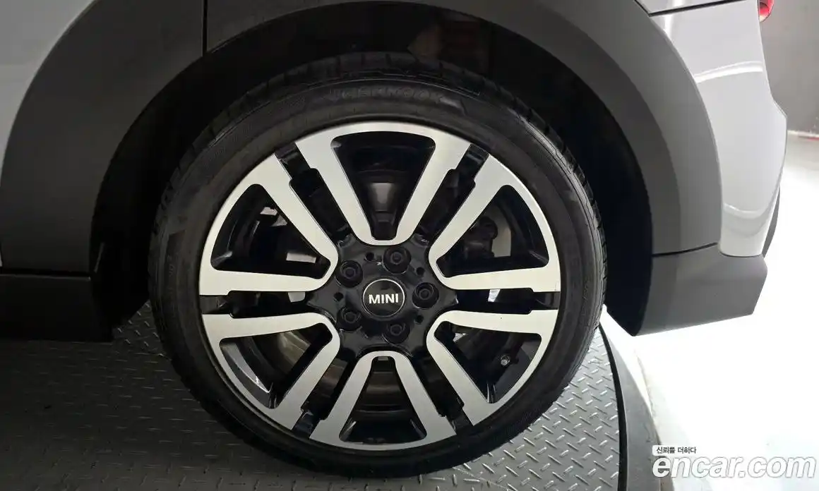 Mini Cooper 2023 2.0 гидро в Москве № 1547922, фото 7