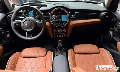 Mini Cooper 2023 2.0 гидро в Москве № 1547922, миниатюра 10
