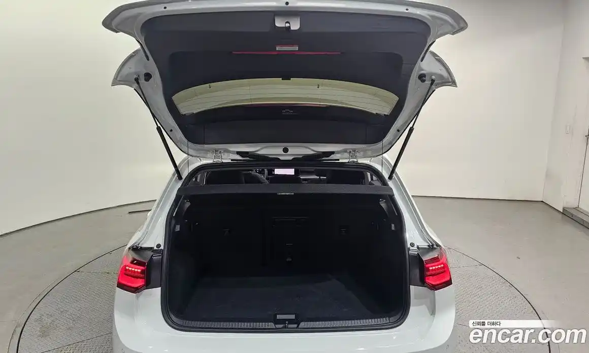 Volkswagen Golf 2023 2.0 гидро в Москве № 1549100, фото 26