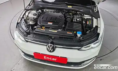 Volkswagen Golf 2023 2.0 гидро в Москве № 1549100, миниатюра 6