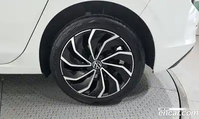 Volkswagen Golf 2023 2.0 гидро в Москве № 1549100, миниатюра 7
