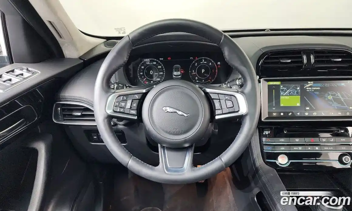 Jaguar F-Pace 2020 2.0 гидро в Москве № 1550907, фото 22