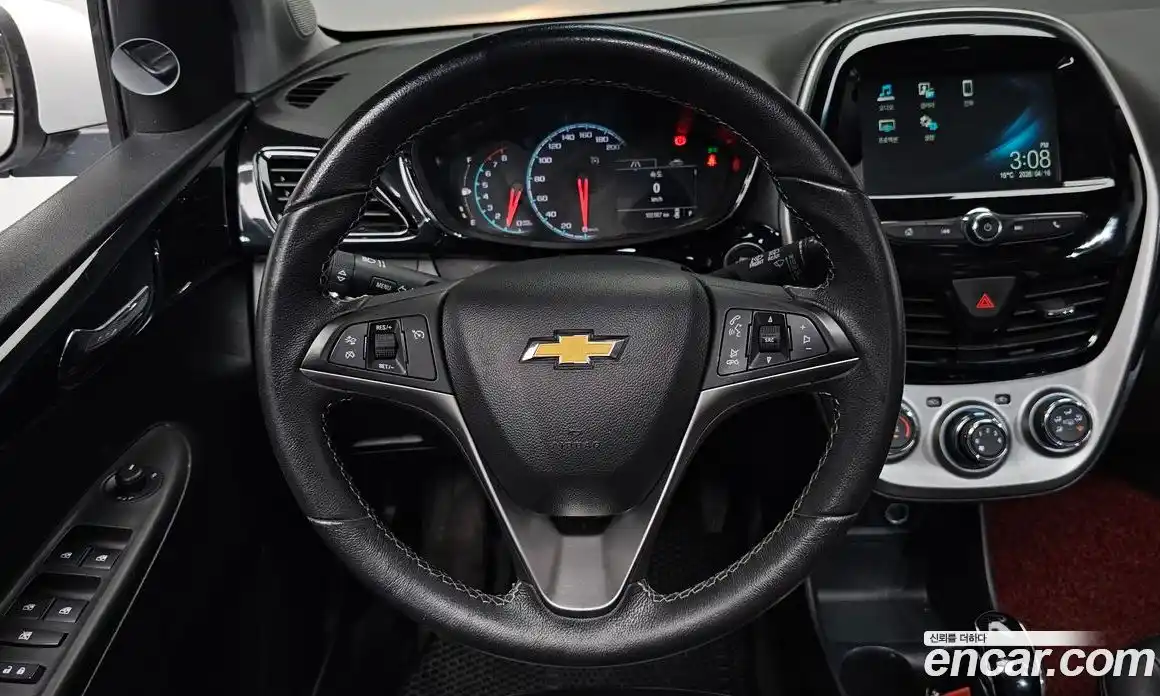 Chevrolet Spark 2016 1.0 гидро в Москве, фото 17