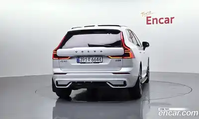 Volvo XC60 2025 2.0 гидро в Москве № 1618478, миниатюра 4
