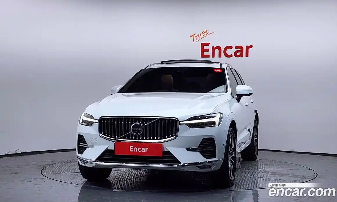 Volvo XC60 2023 2.0 гидро в Москве № 1618504, фото 3