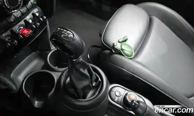 Mini Cooper 2019 1.5 гидро в Москве № 1620995, миниатюра 11