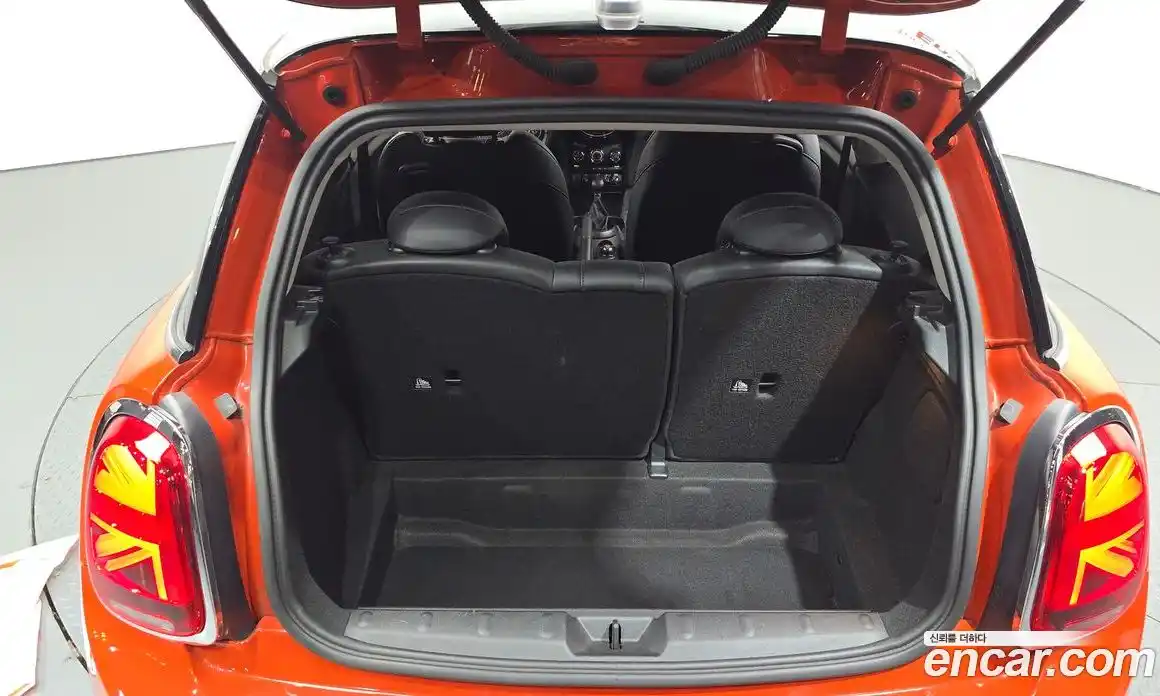 Mini Cooper 2019 1.5 гидро в Москве № 1620995, фото 25