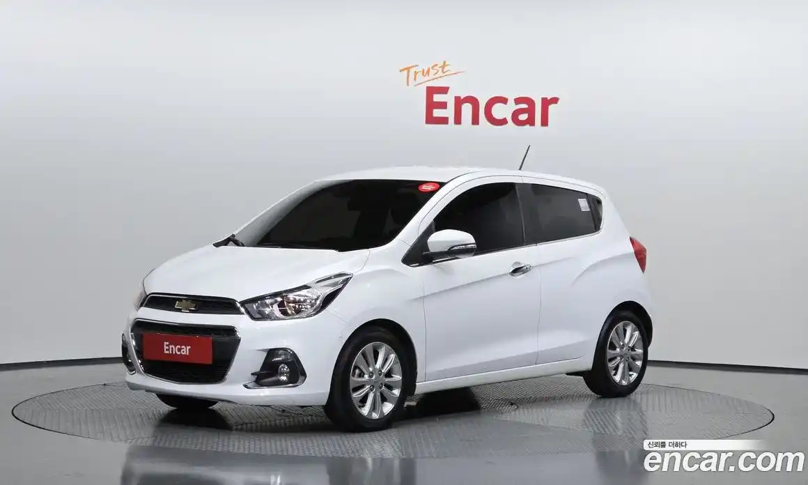 Chevrolet Spark 2016 1.0 гидро в Москве № 1686804, фото 1