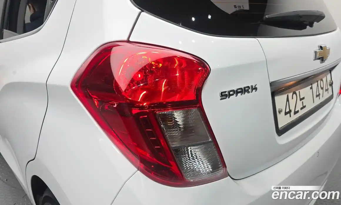 Chevrolet Spark 2016 1.0 гидро в Москве № 1686804, фото 9