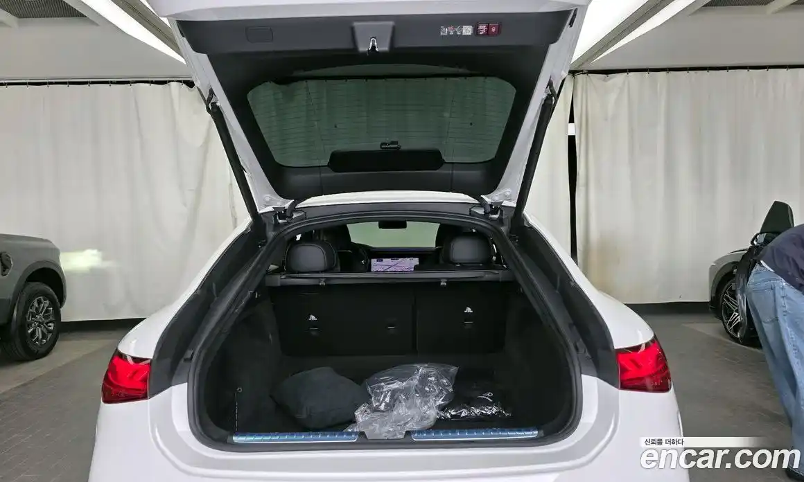 Mercedes-Benz EQS 2023 0.3 гидро в Москве № 1690658, фото 26