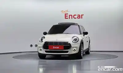 Mini Cooper 2021 1.5 гидро в Москве № 1692296, миниатюра 3