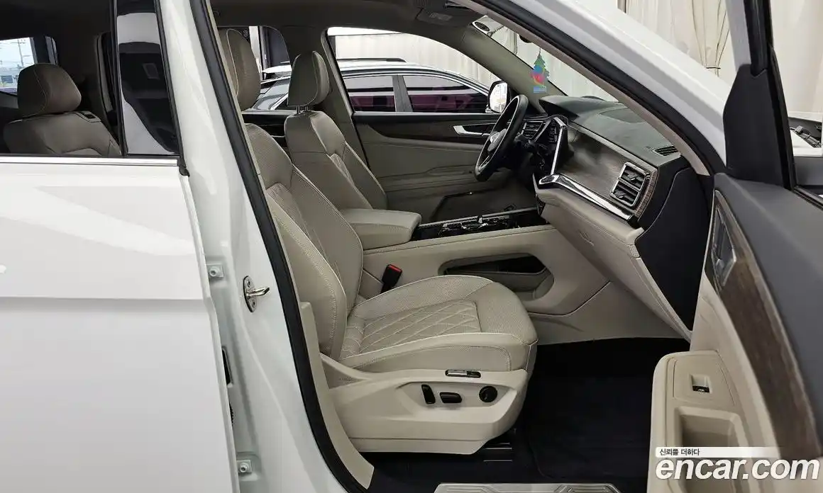 Volkswagen Atlas 2025 2.0 гидро в Москве № 1693087, фото 17