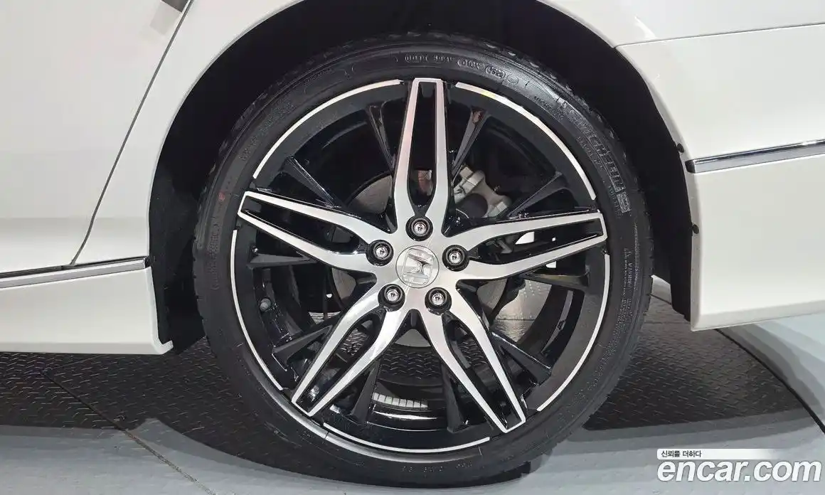 Honda Accord 2022 2.0 гидро в Москве № 1696078, фото 6