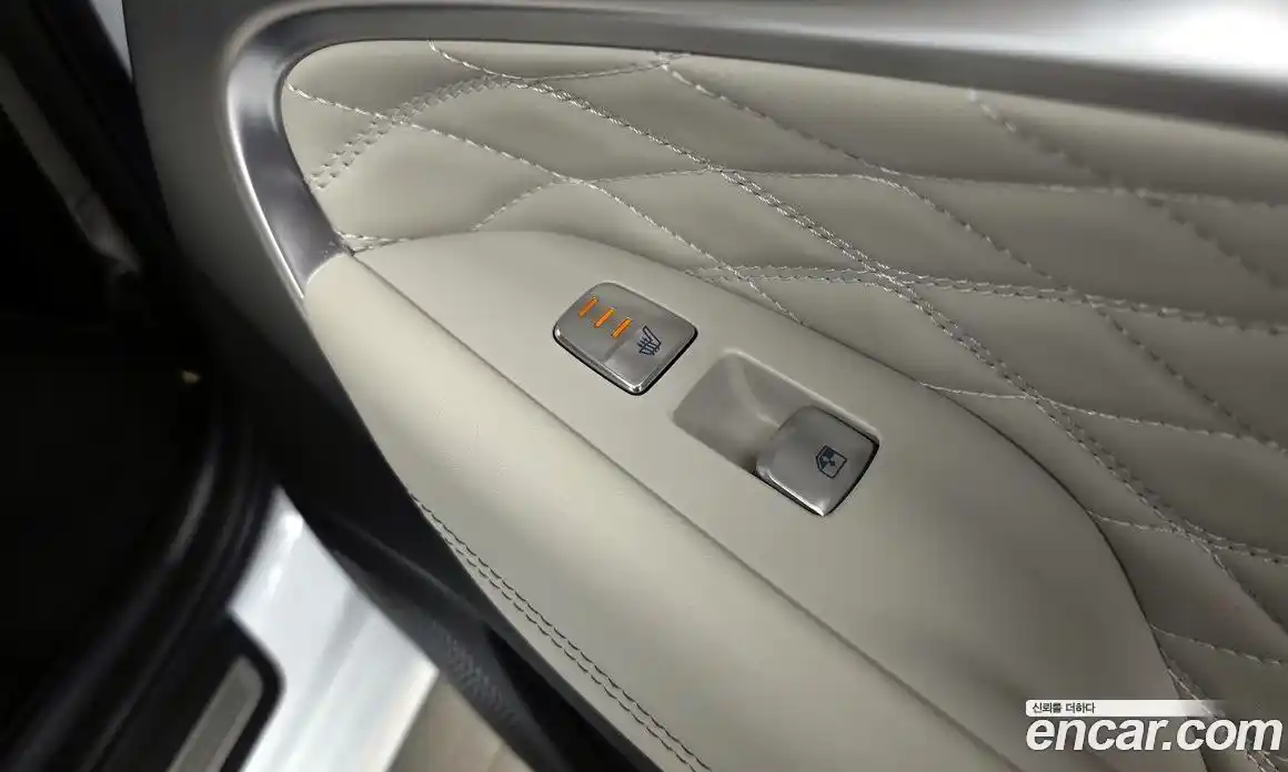 Genesis G70 2024 2.5 гидро в Москве, фото 25