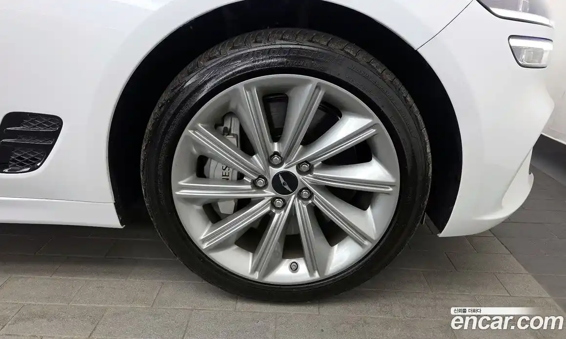 Genesis G70 2024 2.5 гидро в Москве, фото 7
