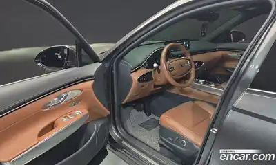 Genesis GV70 2022 2.5 гидро в Москве № 1832543, миниатюра 10