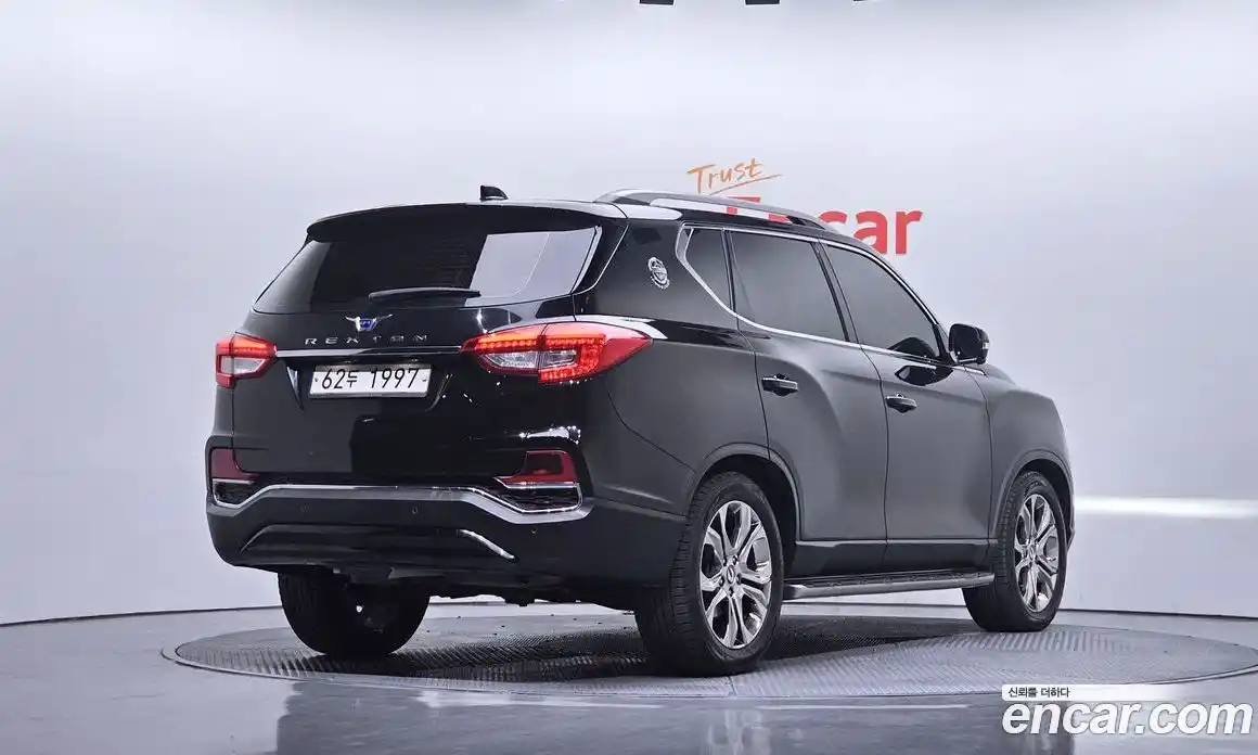 SsangYong Rexton 2018 2.2 гидро в Москве № 1832933, фото 2