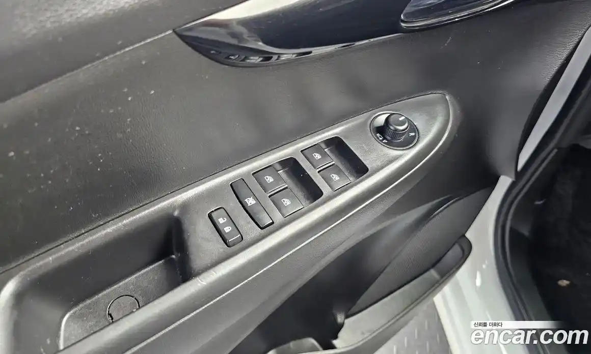 Chevrolet Spark 2016 1.0 гидро в Москве, фото 19