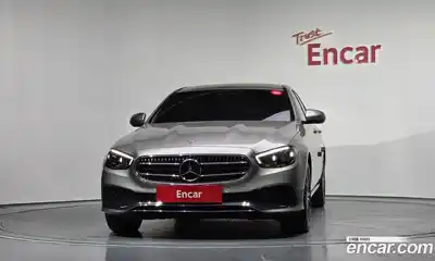 Mercedes-Benz E-Class 2022 2.0 гидро в Москве № 1835919, миниатюра 3
