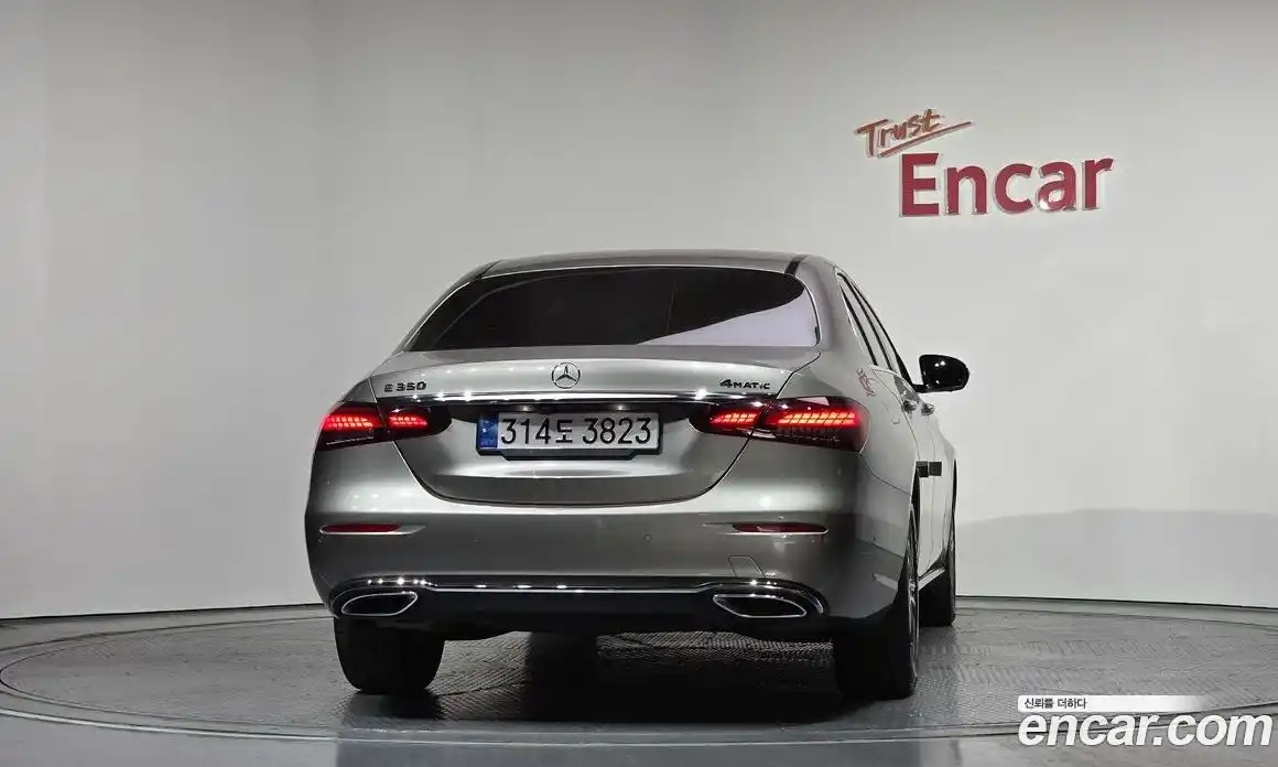 Mercedes-Benz E-Class 2022 2.0 гидро в Москве № 1835919, фото 4