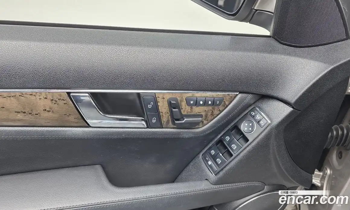 Mercedes-Benz C-Class 2008 2.5 гидро в Москве № 1836050, фото 16