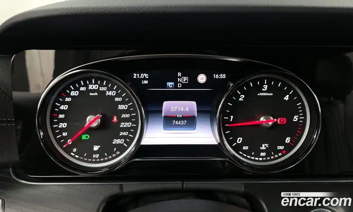 Mercedes-Benz E-Class 2019 1.9 гидро в Москве № 1836059, фото 11