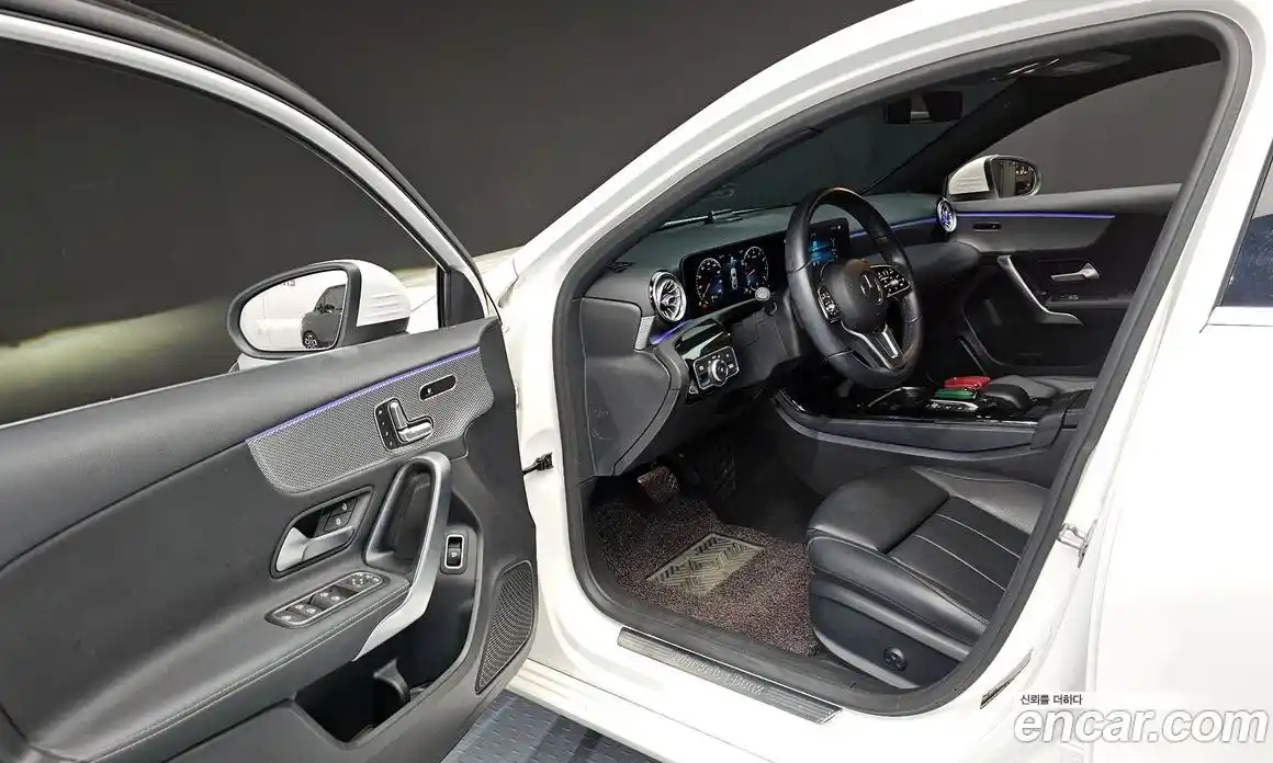 Mercedes-Benz A-Class 2021 2.0 гидро в Москве № 1836065, фото 10