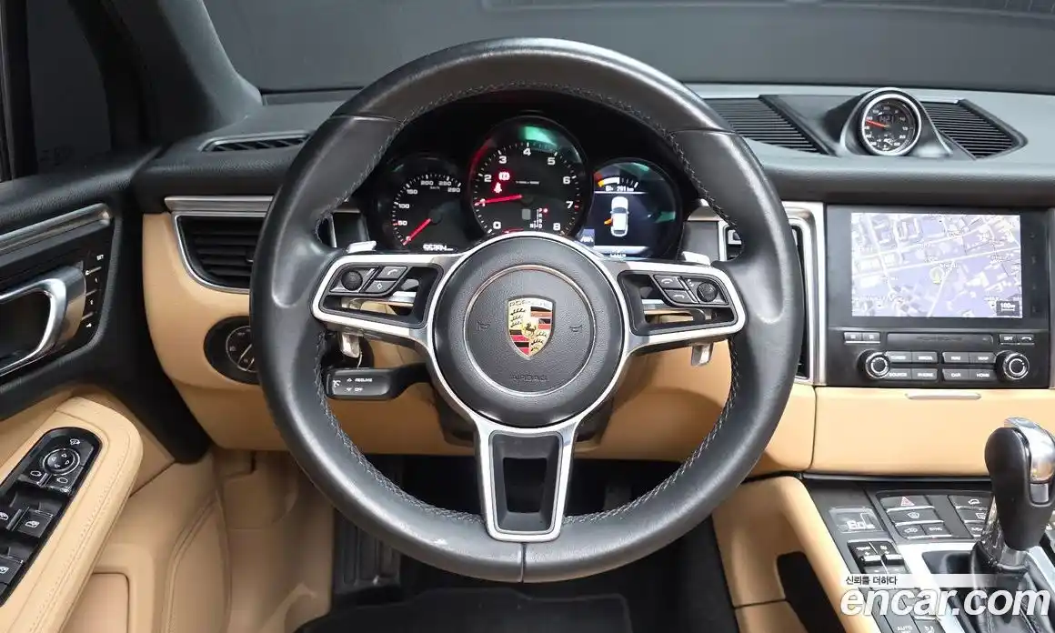 Porsche Macan 2018 2.0 гидро в Москве № 1837075, фото 13