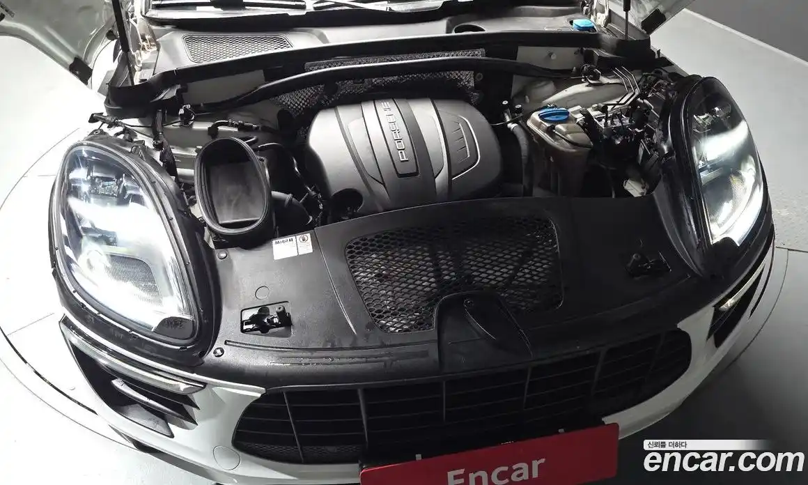 Porsche Macan 2018 2.0 гидро в Москве № 1837075, фото 6