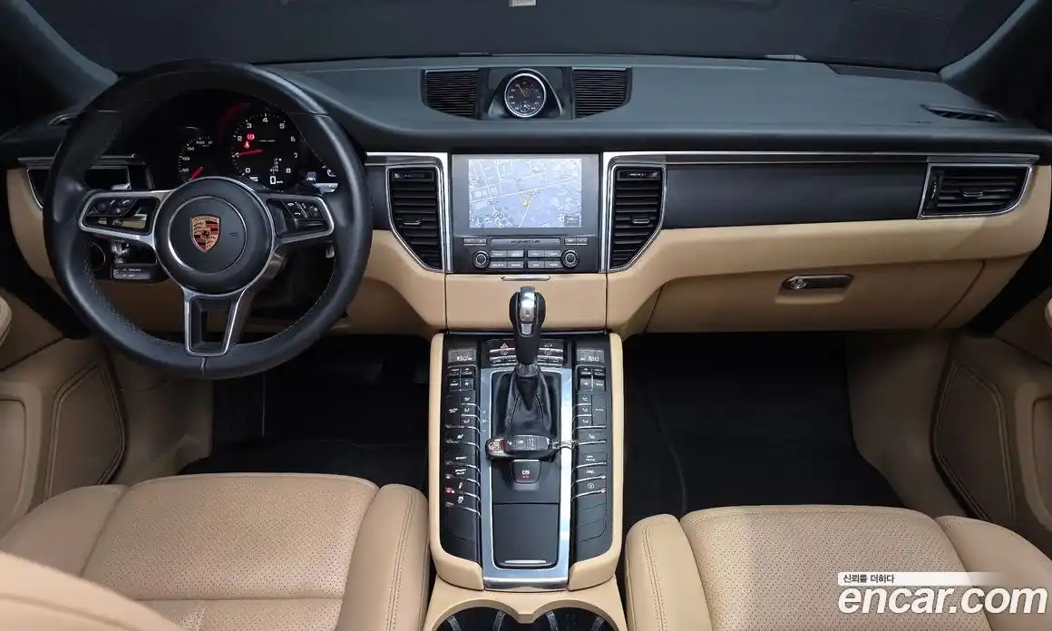 Porsche Macan 2018 2.0 гидро в Москве № 1837075, фото 7