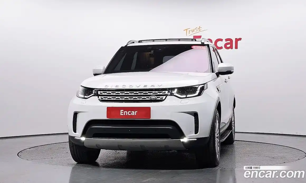 Land Rover Discovery 2019 3.0 гидро в Москве № 1837429, фото 2