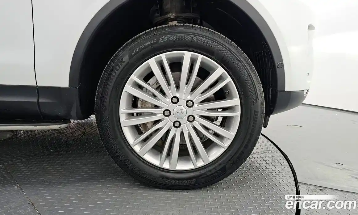 Land Rover Discovery 2019 3.0 гидро в Москве № 1837429, фото 4