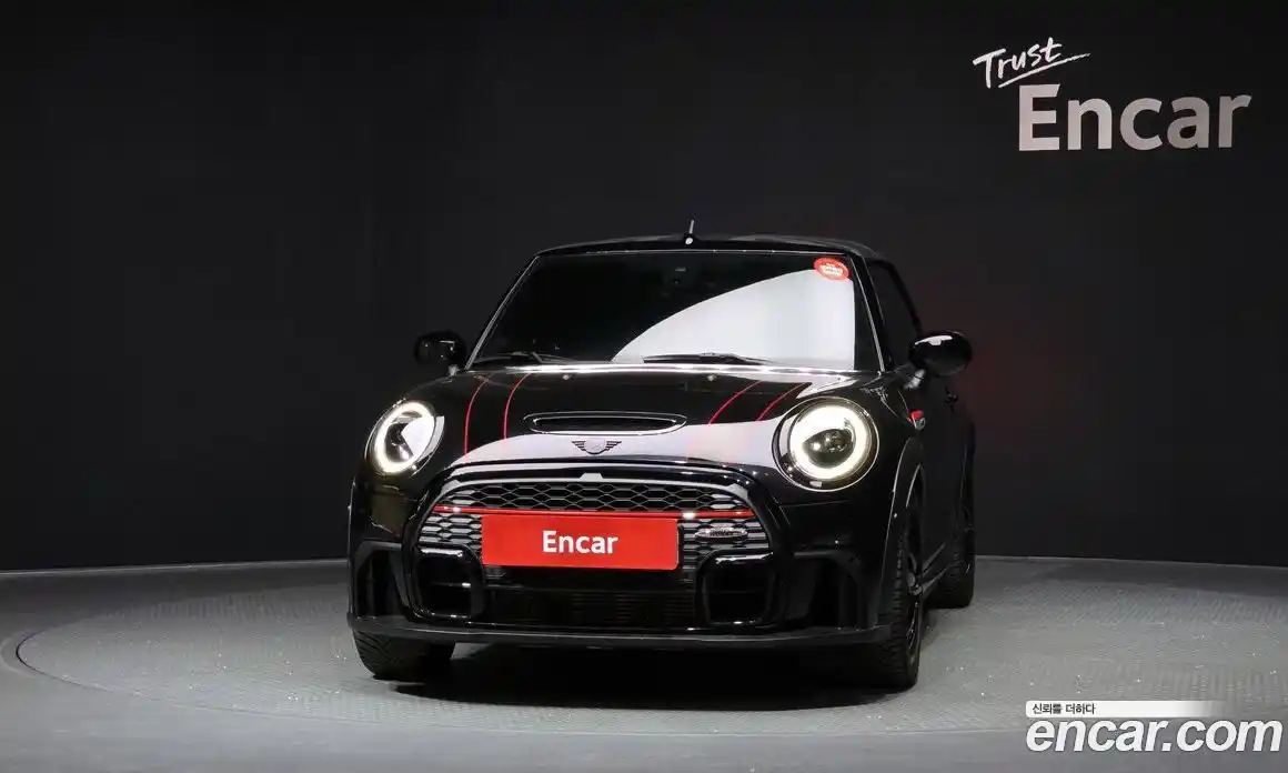 Mini Cooper Convertible 2023 2.0 гидро в Москве № 1837517, фото 3