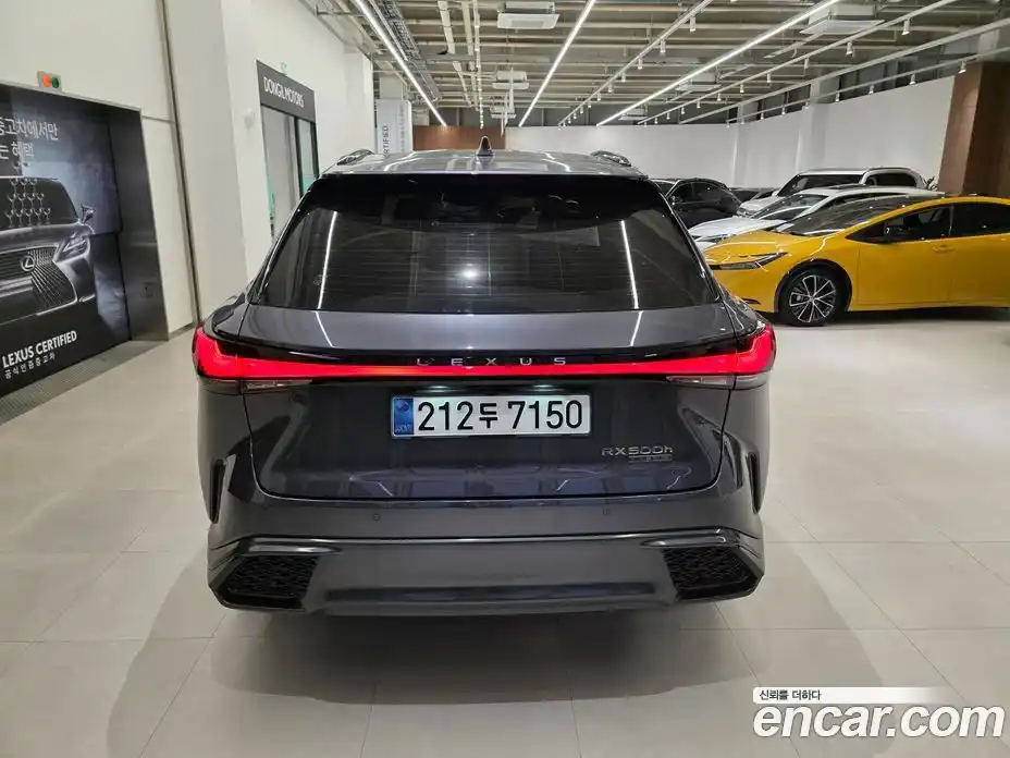 Lexus RX 2024 2.4 гидро в Москве № 1837987, фото 4