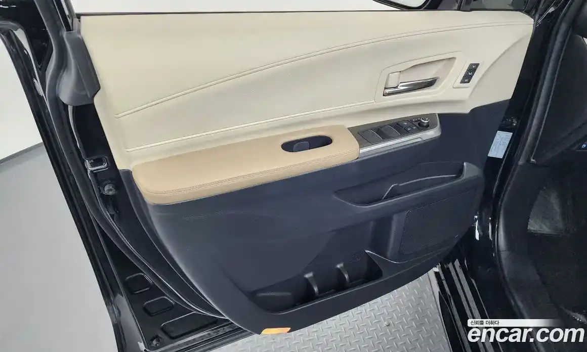 Toyota Sienna 2021 2.5 гидро в Москве № 1838488, фото 14