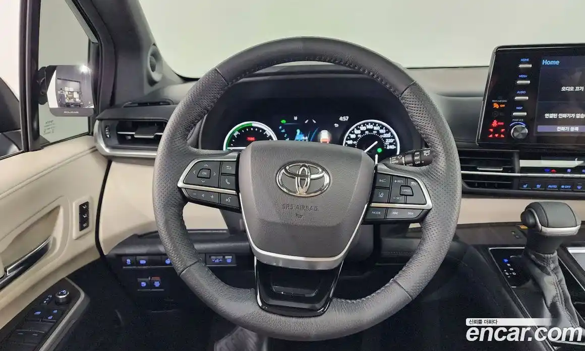 Toyota Sienna 2021 2.5 гидро в Москве № 1838488, фото 19