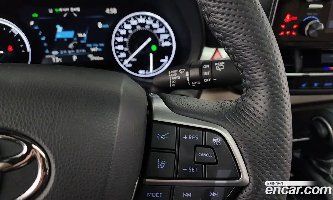 Toyota Sienna 2021 2.5 гидро в Москве № 1838488, фото 21