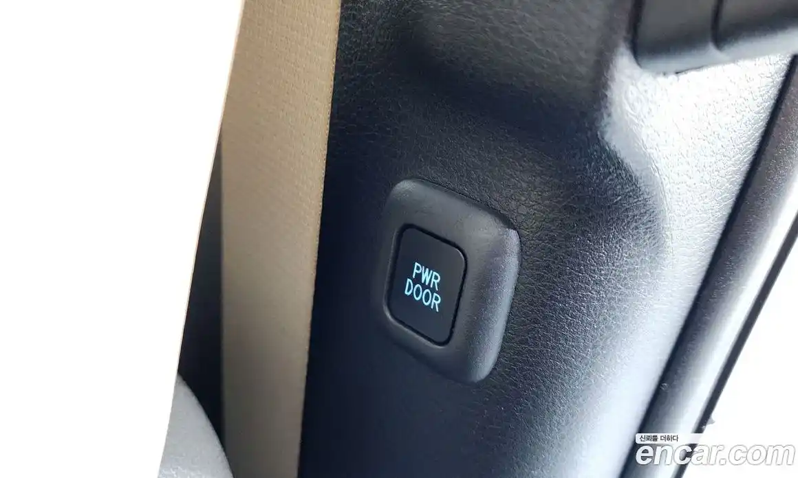 Toyota Sienna 2021 2.5 гидро в Москве № 1838488, фото 29