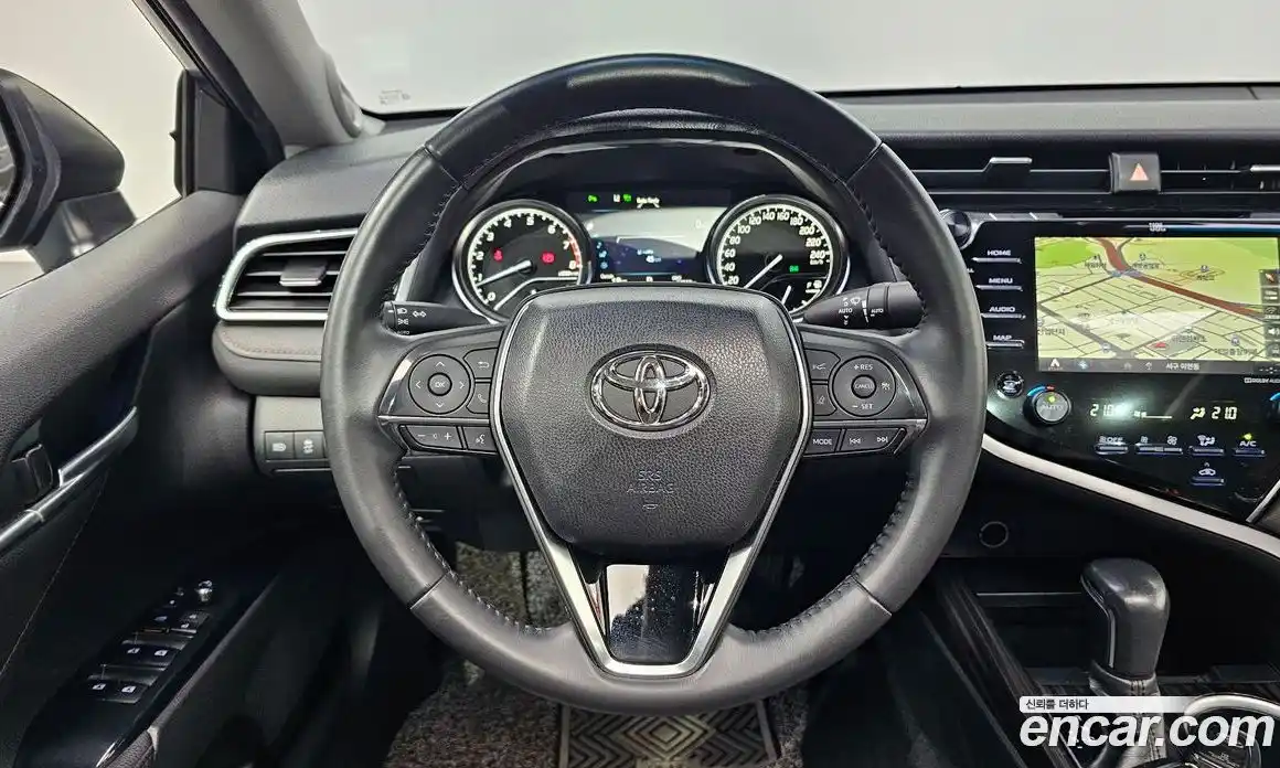 Toyota Camry 2017 2.5 гидро в Москве № 1838504, фото 19