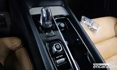 Volvo XC60 2019 2.0 гидро в Москве № 230544, миниатюра 9
