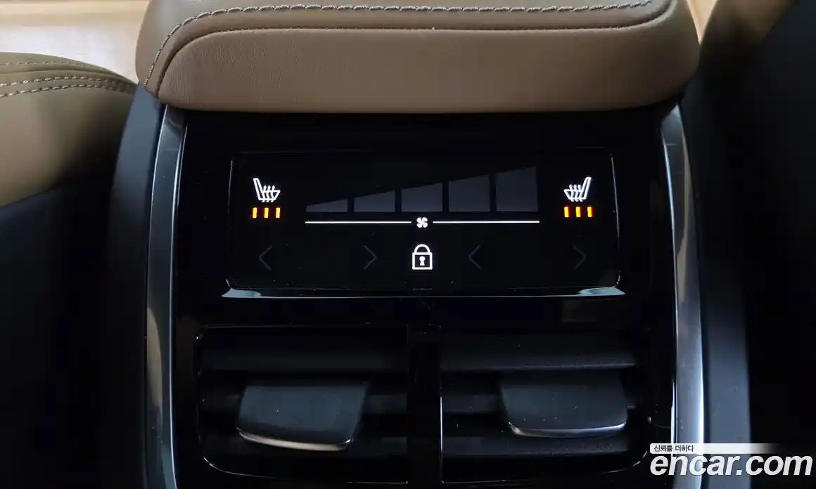 Volvo V60 2019 2.0 гидро в Москве № 230564, фото 19