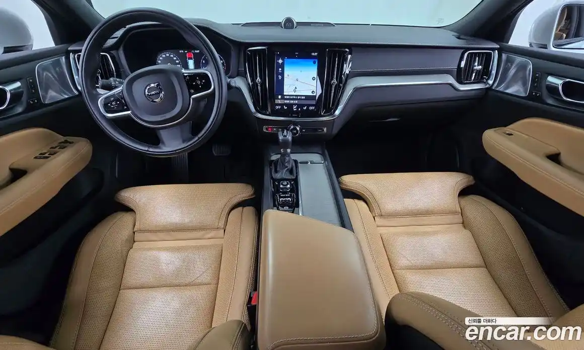 Volvo V60 2019 2.0 гидро в Москве № 230564, фото 7
