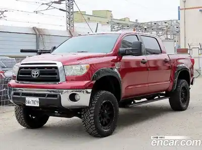 Toyota Tundra, 2010