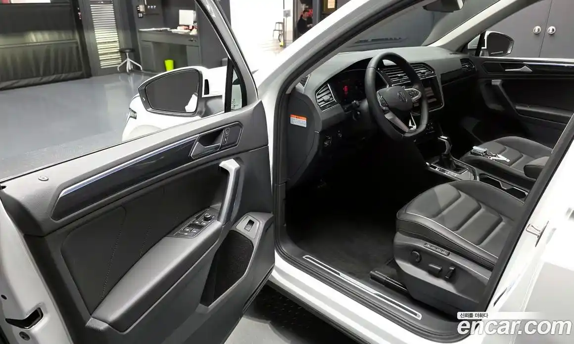 Volkswagen Tiguan 2024 2.0 гидро в Москве № 1281474, фото 13